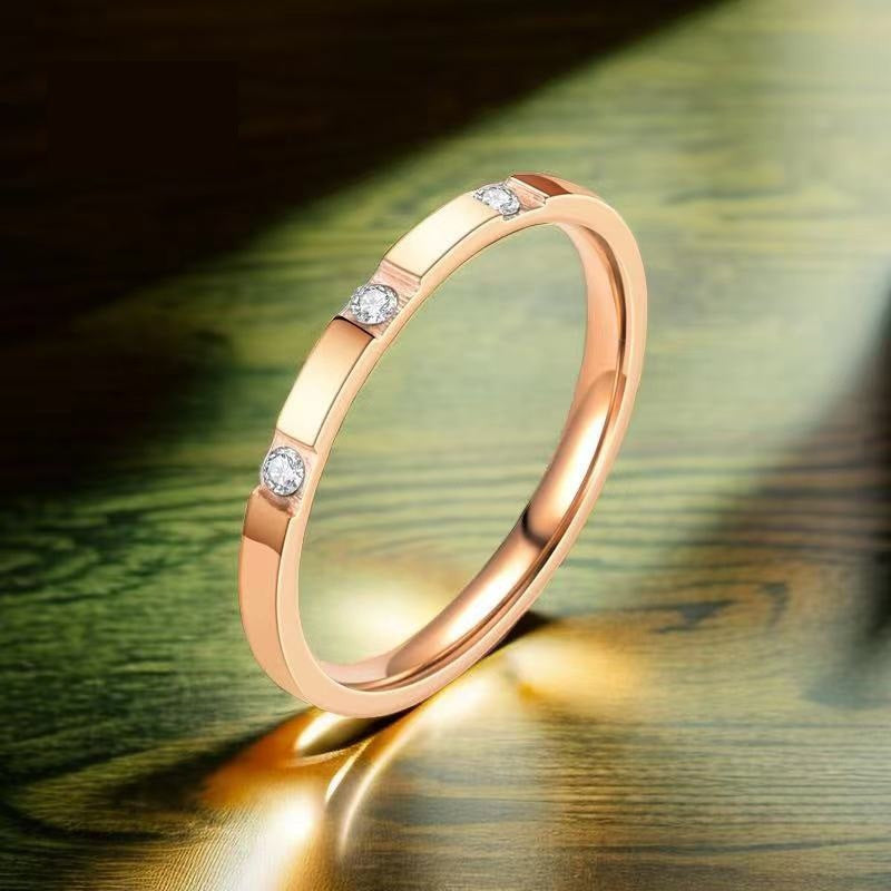Titanium Steel Luxury Non-fading Diamond-studded Ring
